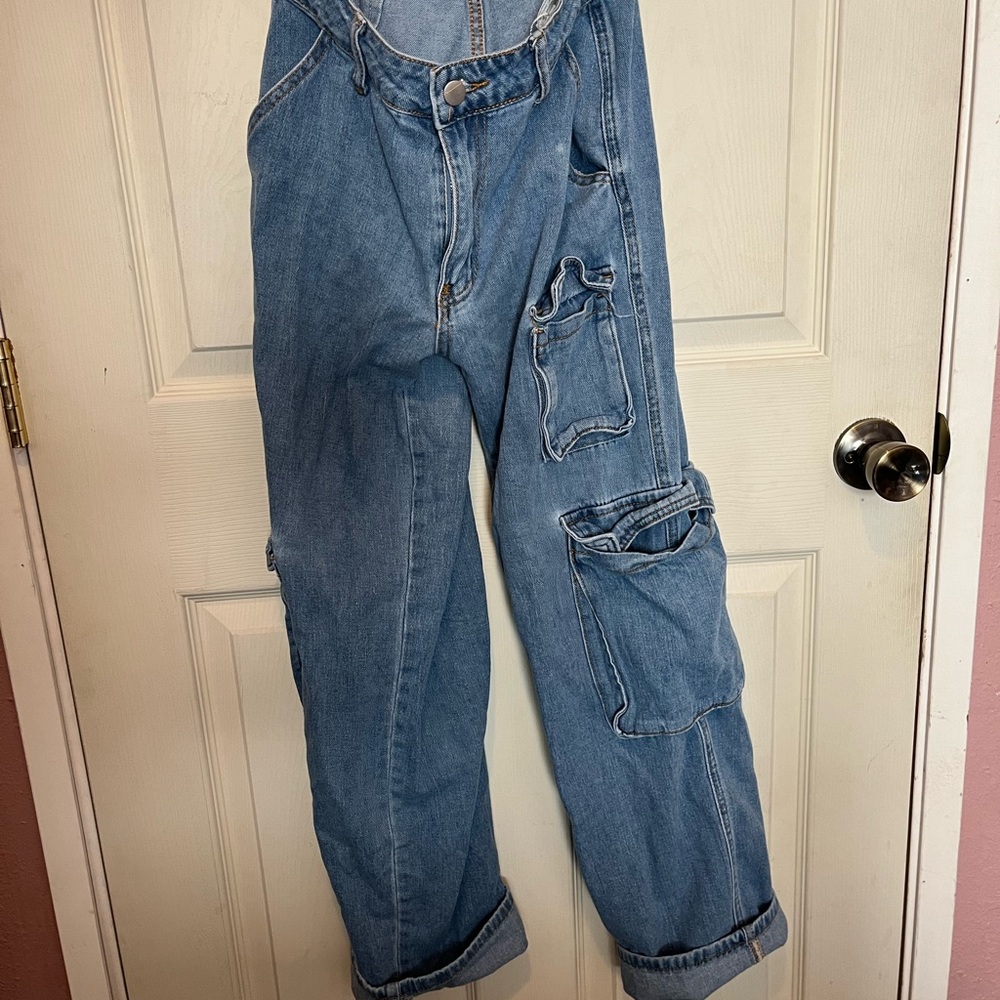 SHEIN Blue Relaxed Jeans with Straight Leg Cut